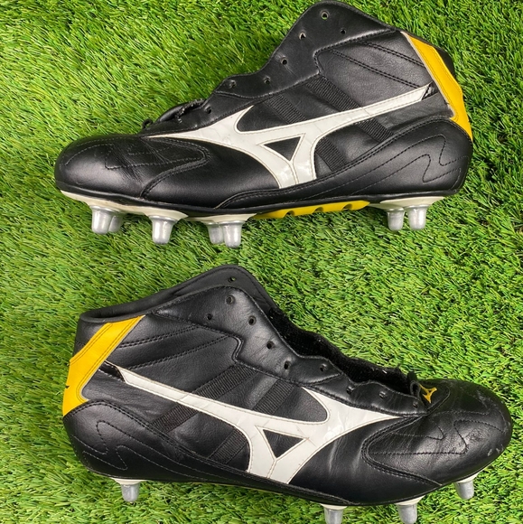 Mizuno Rugby cleats! - Picture 3 of 5